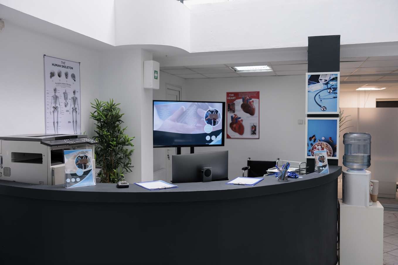 كورس كيف تروج لعيادتك الخاصة