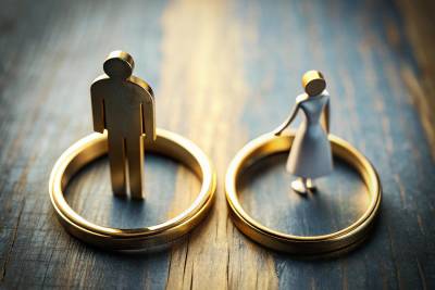 Emotional Divorce Challenges and Its Impact on Spouses and Children Course