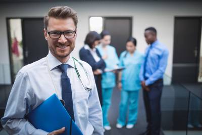 اتقان رحله إنجاز الأعمال للمجال الطبي